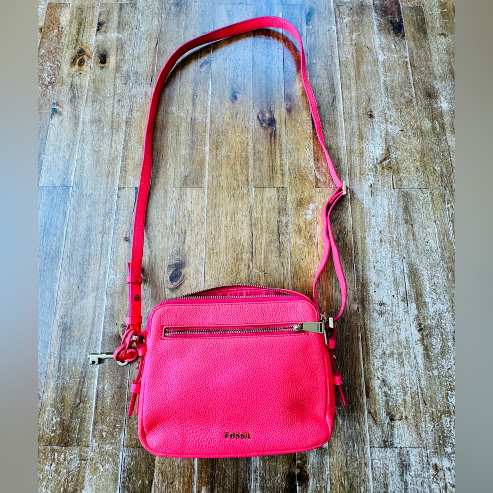 Genuine Fossil Brand Coral Crossbody Purse